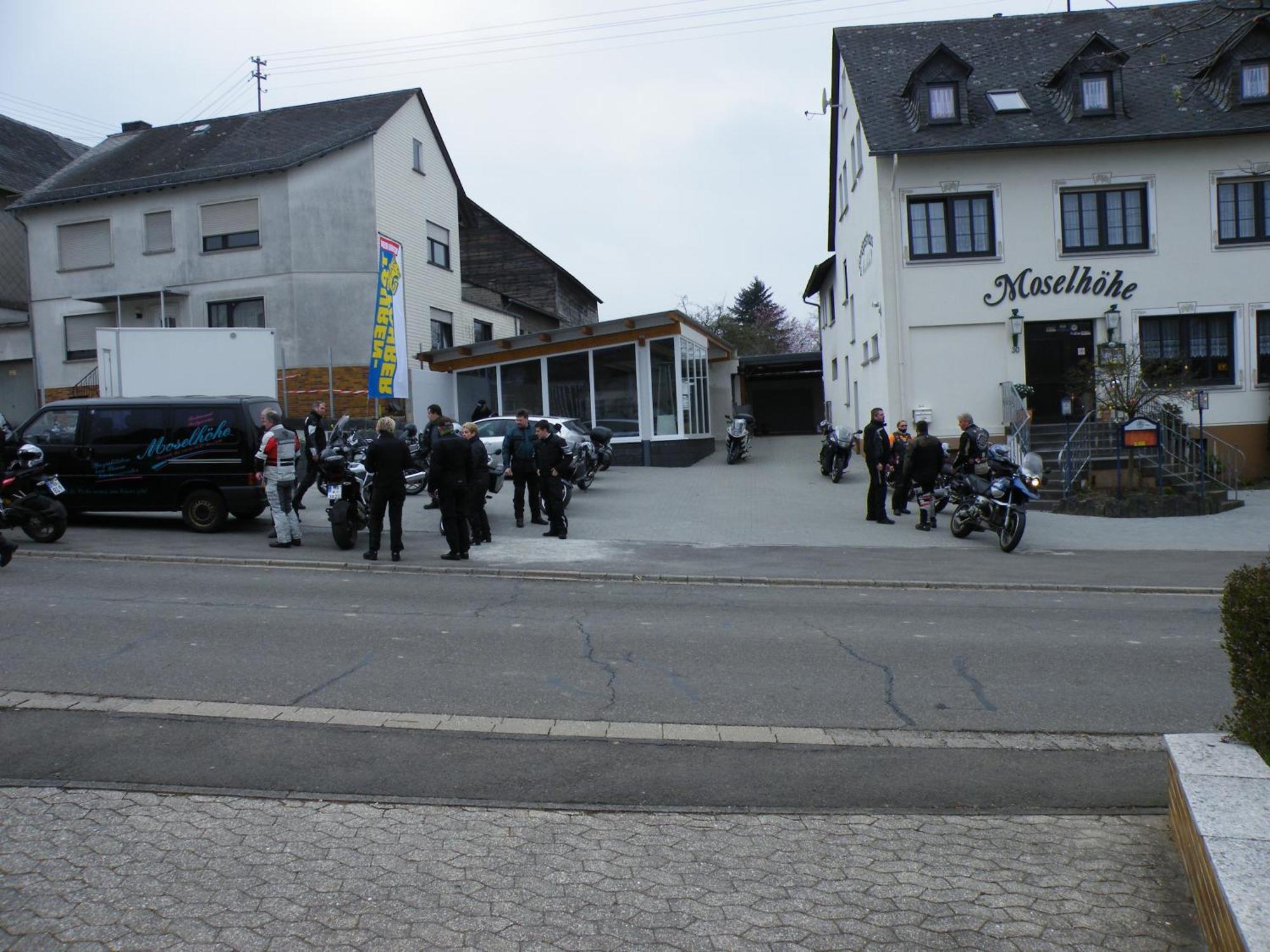 Landgasthaus Moselhoehe Blankenrath Buitenkant foto